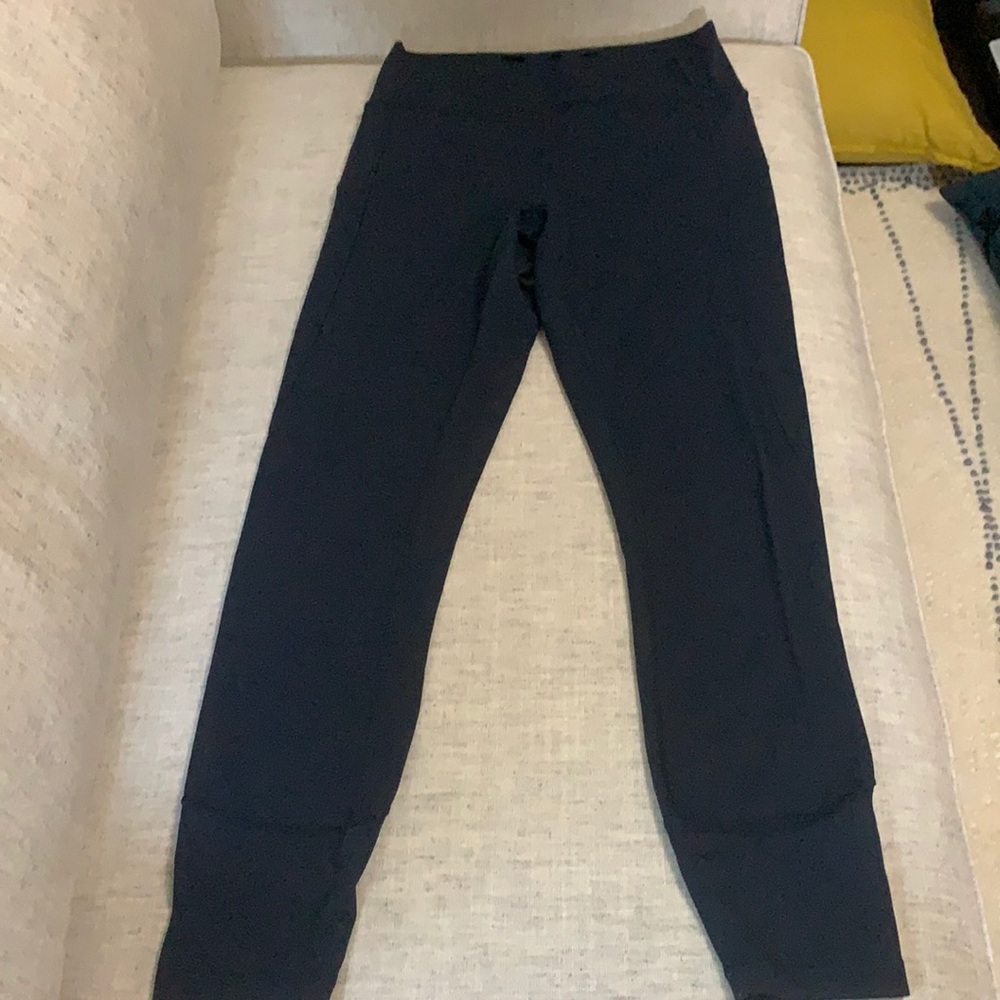 Lululemon 7/8 leggings size 8 teal color